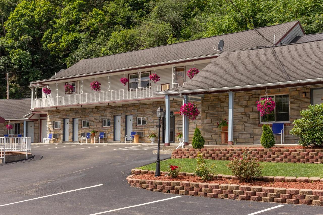 Budget Inn Watkins Glen Exteriör bild